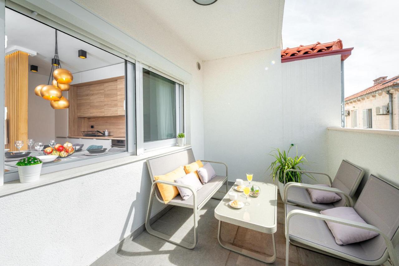 New Deluxe Jacuzzi Apartment Ana ดูบรอฟนิก ภายนอก รูปภาพ