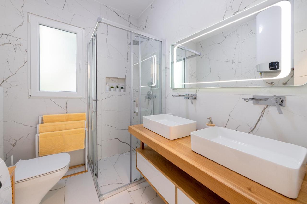 New Deluxe Jacuzzi Apartment Ana ดูบรอฟนิก ภายนอก รูปภาพ