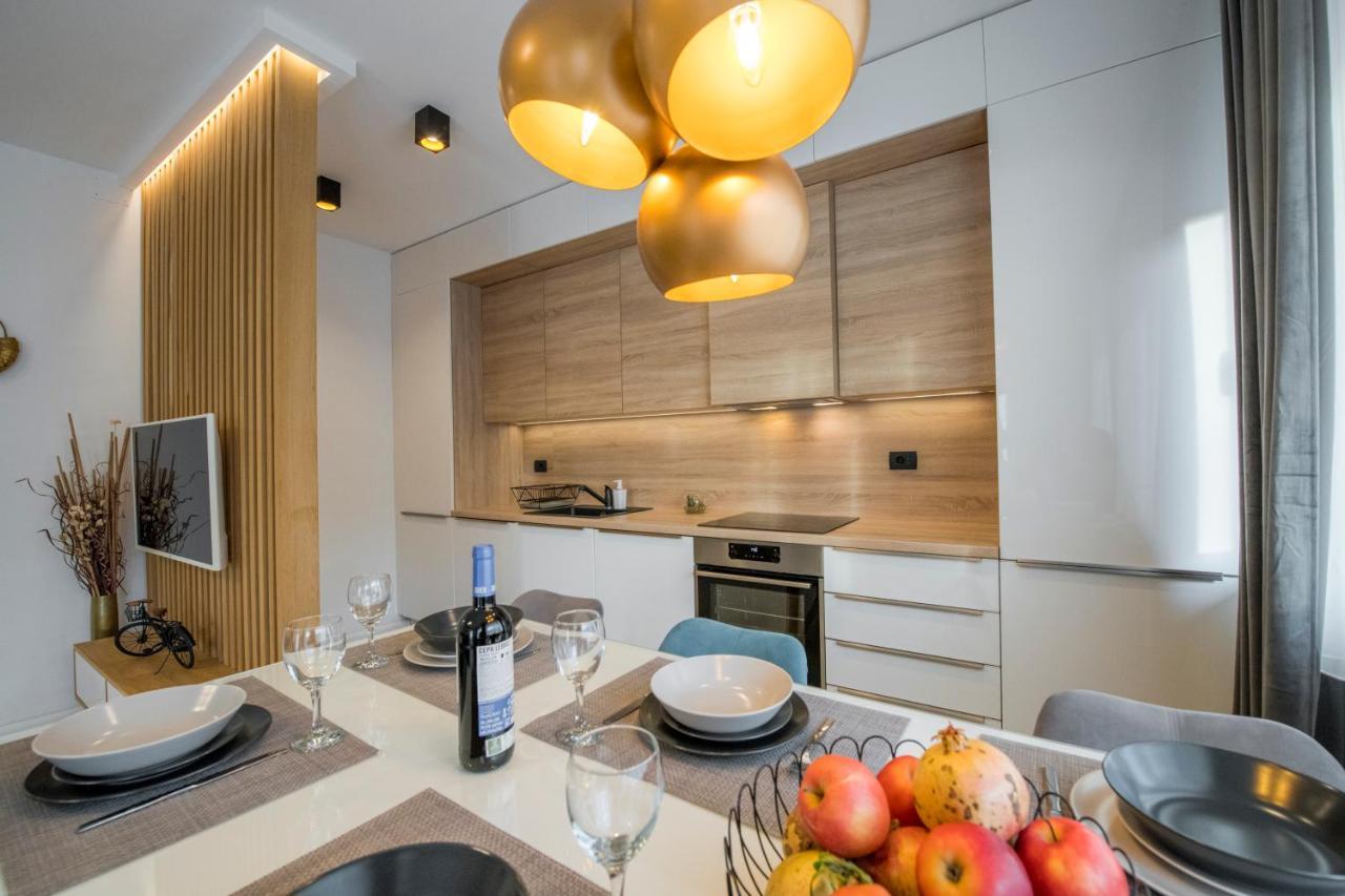 New Deluxe Jacuzzi Apartment Ana ดูบรอฟนิก ภายนอก รูปภาพ